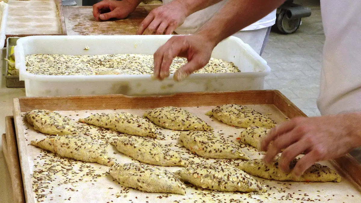 Gingerbread & Cafe & Bakery – artisan bakery in Hopetown, Normanton